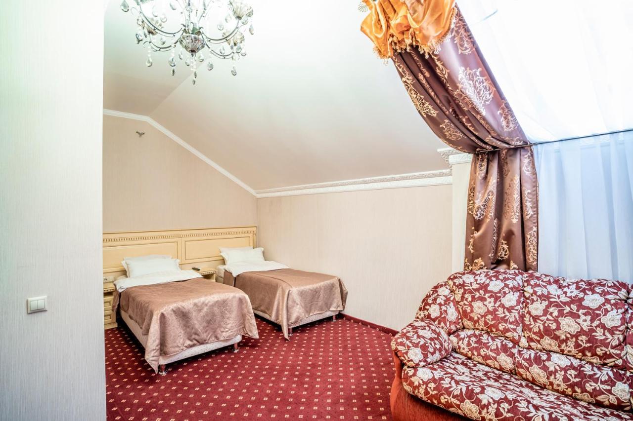 Valencia Hotel Krasnodar Ngoại thất bức ảnh