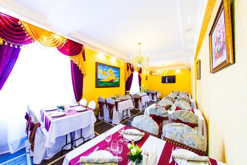 Valencia Hotel Krasnodar Ngoại thất bức ảnh